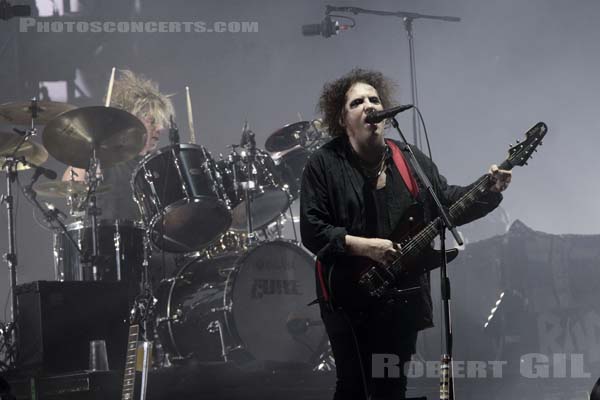 THE CURE - 2019-08-23 - SAINT CLOUD - Domaine National - Grande Scene - Robert James Smith - Jason Toop Cooper